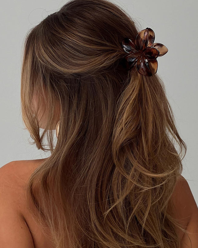 Glimmering Clip Tort