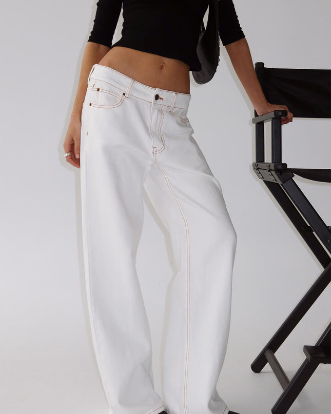Top Model Low Rise Straight Leg Jeans Porcelain